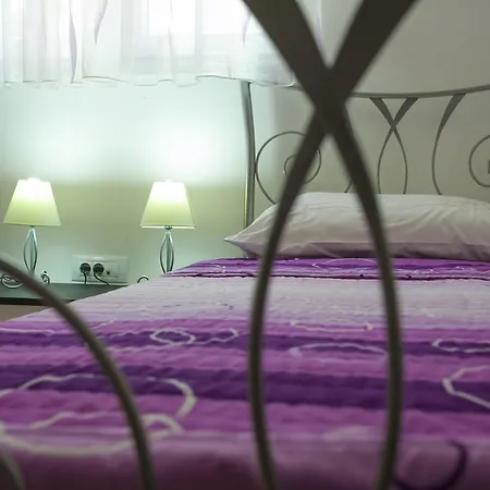 Apartman Vili *